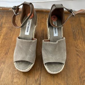 Steve Madden Wedges size 7
